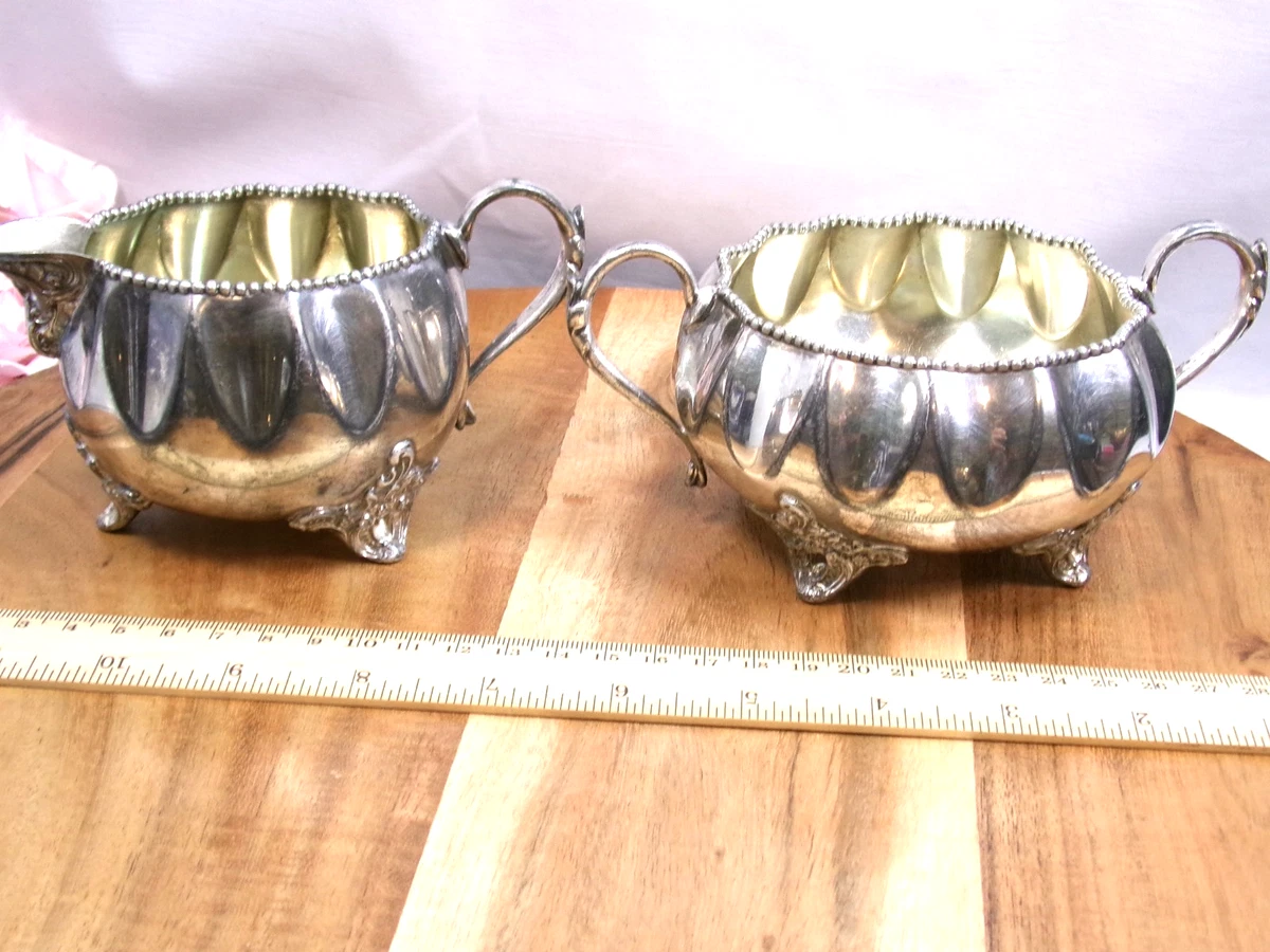 Quadruple Plate In Antique Us Silver-Plated Creamers & Sugar Bowls