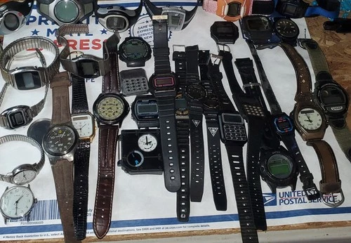 Lot Of Vintage Sport Diver Watches Casio/Timex/Armitron Fix Or Parts