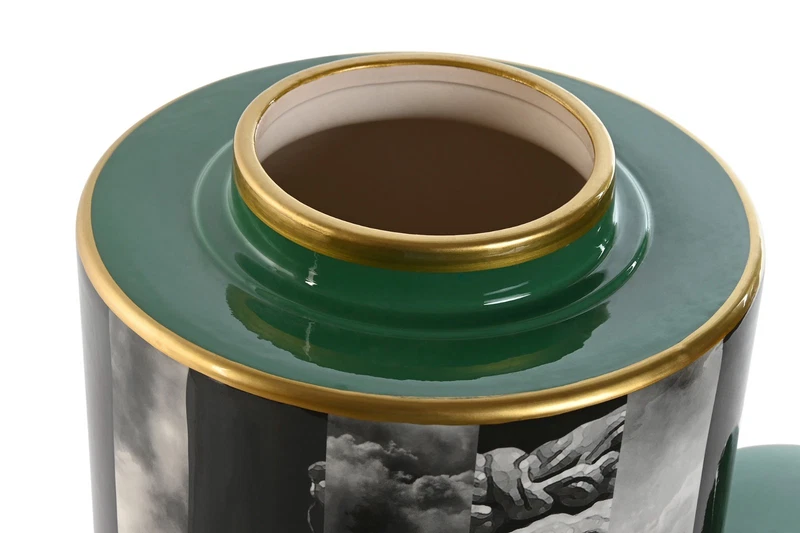 Vaso Arredo in Porcellana Verde con Tappo Contemporaneo Bianco e Nero 27 cm, fotografia 3 di 9
