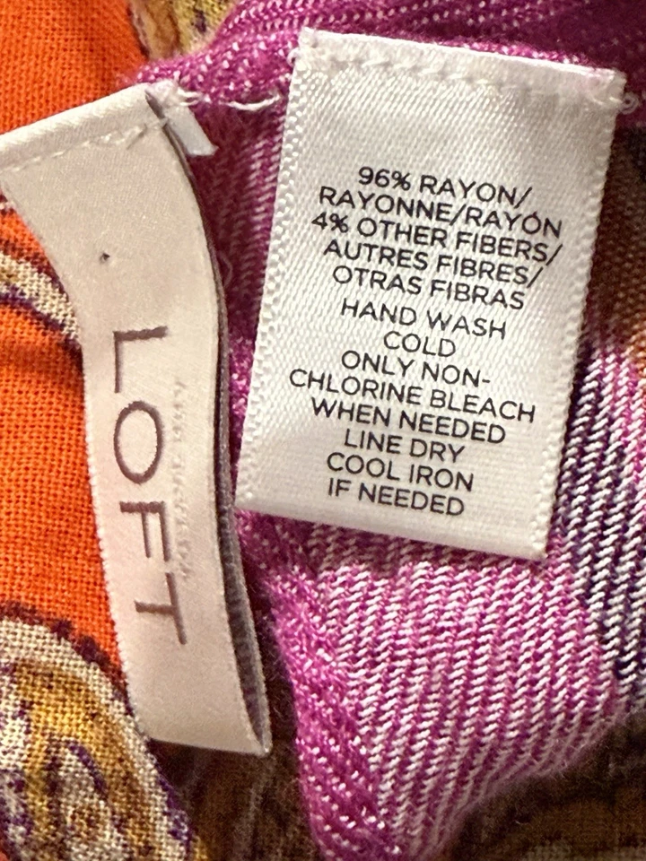 Elegante LOFT vibrante patrón paisley. Cuenta con ricos colores rojo y morado. #eBay Foto 2 de 4