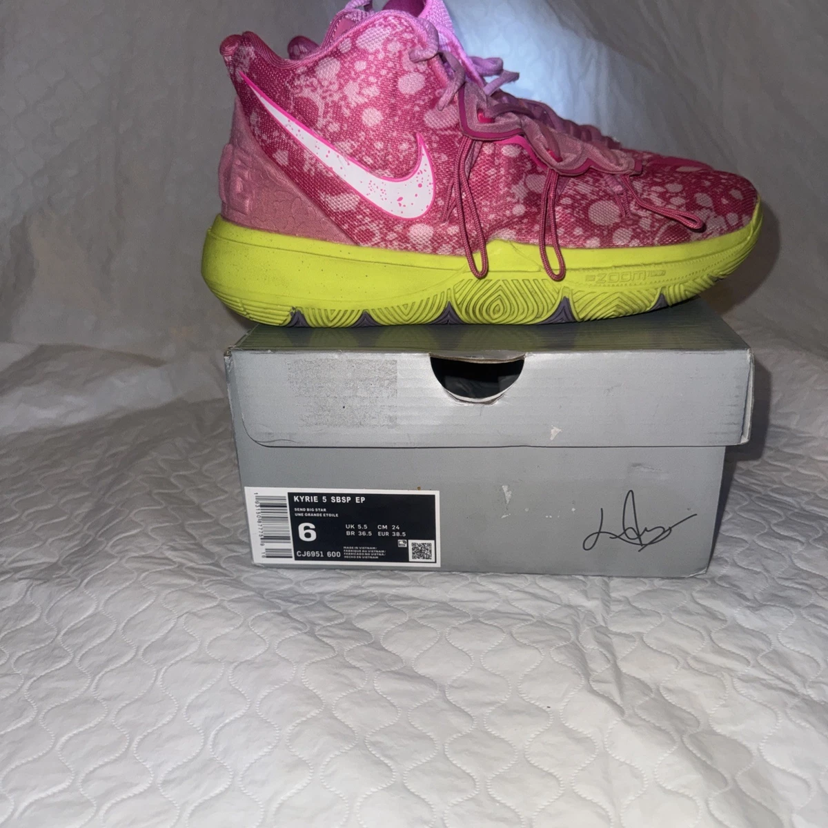 【くまくま】カイリー5 パトリック Preços baixos em Nike SpongeBob SquarePants x Kyrie 5 Patrick | eBay