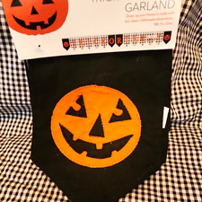 Halloween Trick-or-Treat Jack-o'-lantern Fabric Garland Banner 6 ft Black/Orange