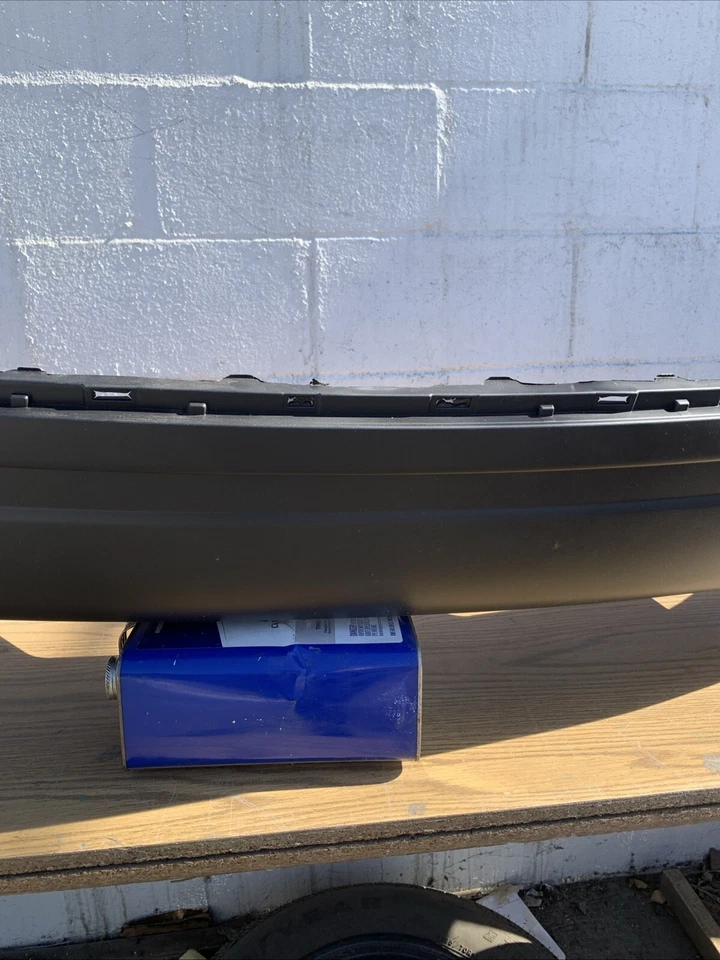 Cubierta del parachoques inferior trasero Nissan Murano 2015-2018 panel de cenefa OEM Foto 3 de 4