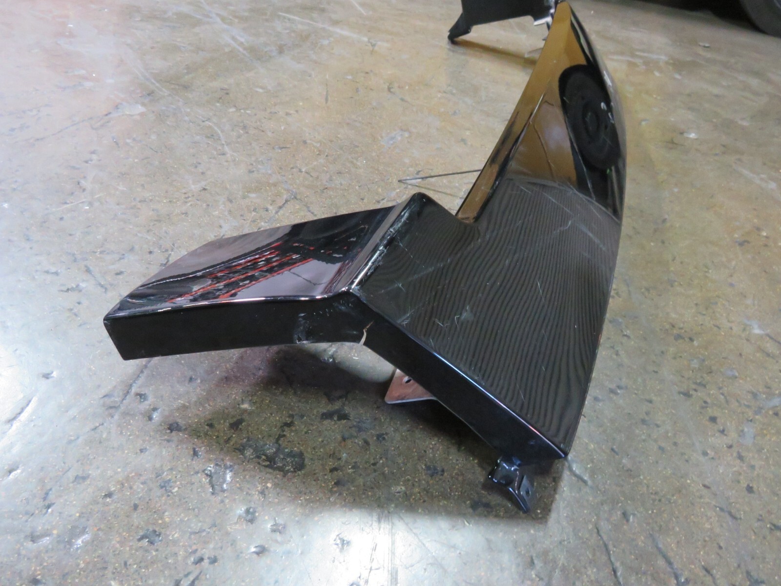 Lamborghini Gallardo, Spyder, Tail Finish Panel, Dmg, Used, P/N 400864487