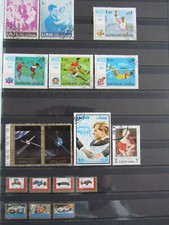 Ajman  Lot 17 Marken  Gestempelt  Ungebraucht  Mi. u.a. 142,145,247-250,300,652.