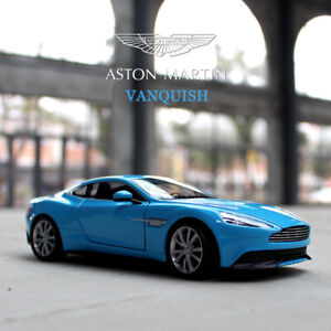 Welly 1:24 Aston Martin Vanquish Blue Diecast Model Sports Racing Car Toy BOXED