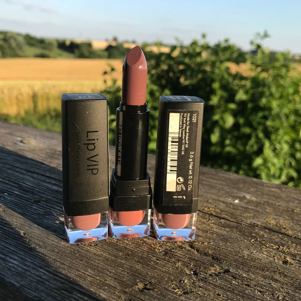 SLEEK MakeUp LIP VIP Lippenstift Matt 1021   Ready to Rock  3,6g *NEU**** - Bild 1 von 1