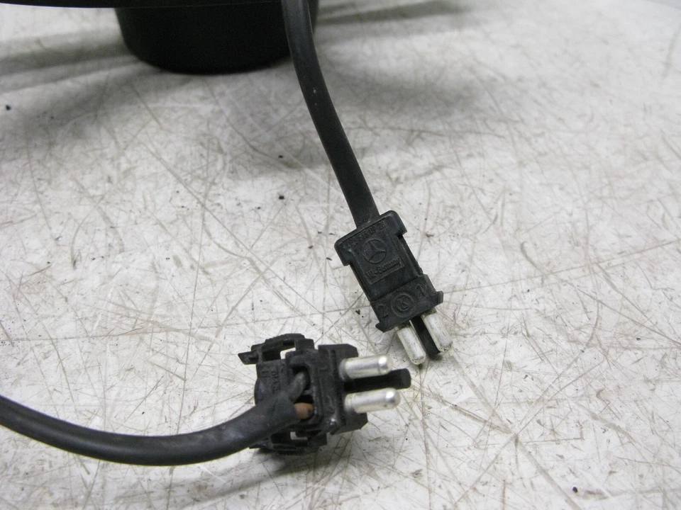 99-02 W208 MERCEDES CLK55 CLK430 RADIADOR AUXILIAR VENTILADORES DE REFRIGERACIÓN VENTILADOR 81623D Foto 3 de 4