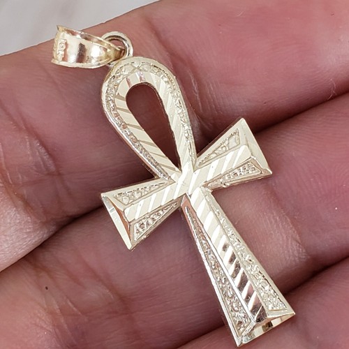 Solid 10k yellow Gold diamond cut 