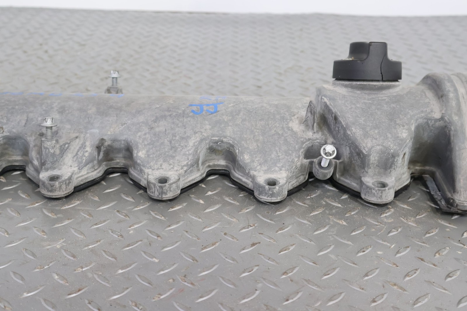Maybach 57 2008-2011 RIGHT Engine cover