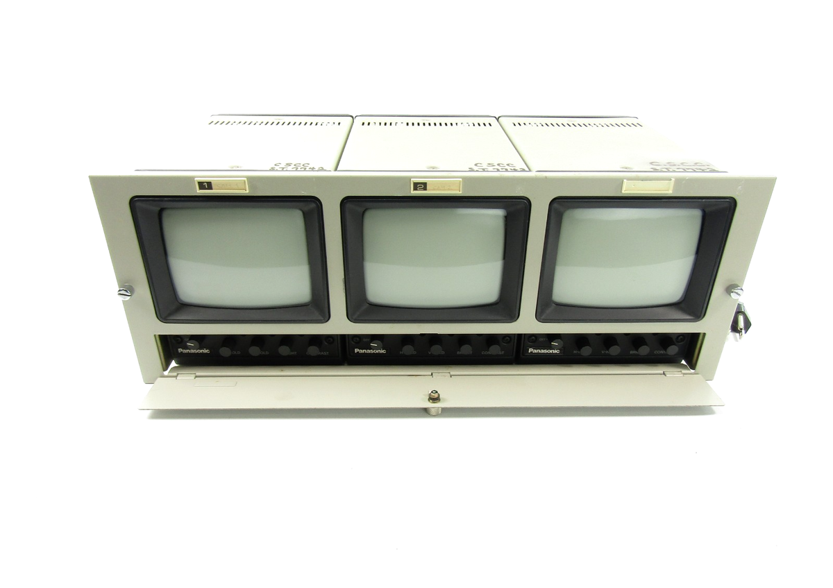 ディスプレイ・モニター本体 sold Panasonic WV-5203B Monochrome Video Monitor w/ (3) WV-5200BU 5