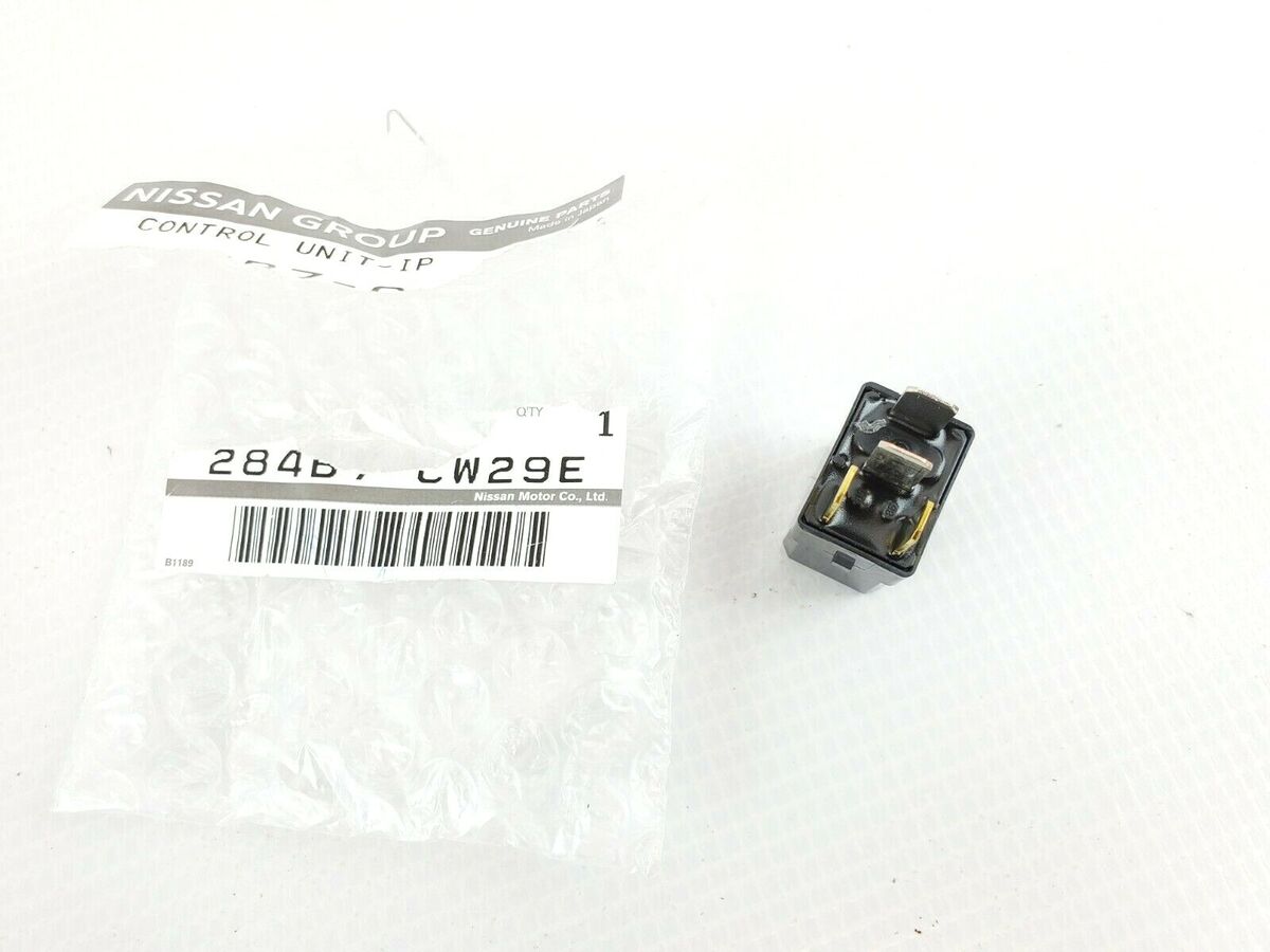 Nissan Genuine IPDM IP ECM Control Unit Relay 284B7-CW29E Nissan Genuine IPDM IP ECM Control Unit Relay 284B7-CW29E