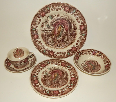 Johnson Brothers His Majesty 5-Pc Place Setting NWT