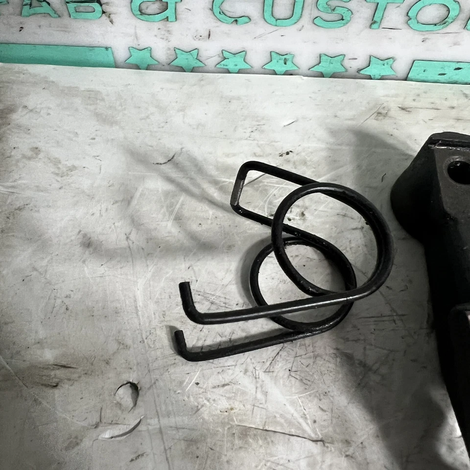 Brazo basculante y resorte 70-83 Datsun 280z 280zx 240z L24 L28 Foto 4 de 4