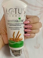 Lotus Herbals White Glow Oatmeal And Yogurt Skin Whitening Scrub, 100g