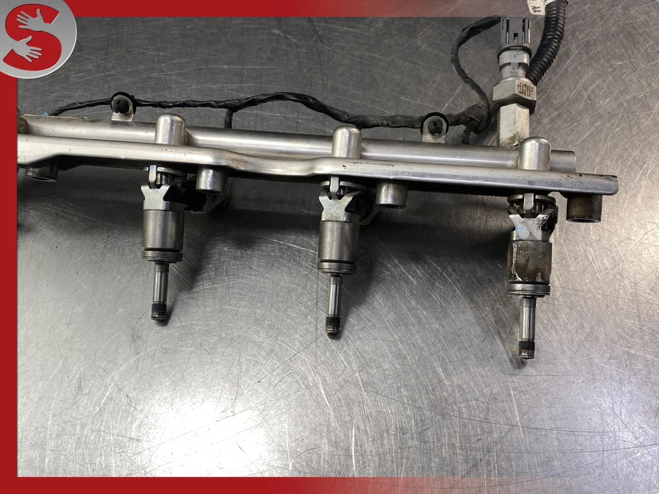 Ford Focus 2012-18 (2,0 L/no turbo/gasolina) riel de combustible con inyectores Foto 4 de 4