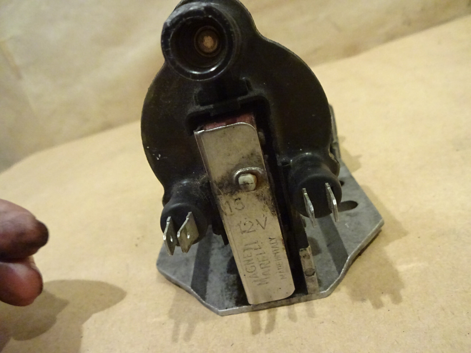 Ferrari Testarossa  - Ignition Coil P/N 143413