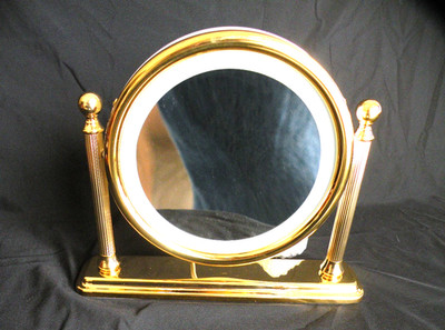 Two Pillar Vanity 8  Round Gold Lighted Magnified Make-Up Mirror Mary Kay  NIB