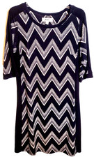 SOHO APPAREL LTD. Medium black and white Chevron dress 3/4 Sleeves A125