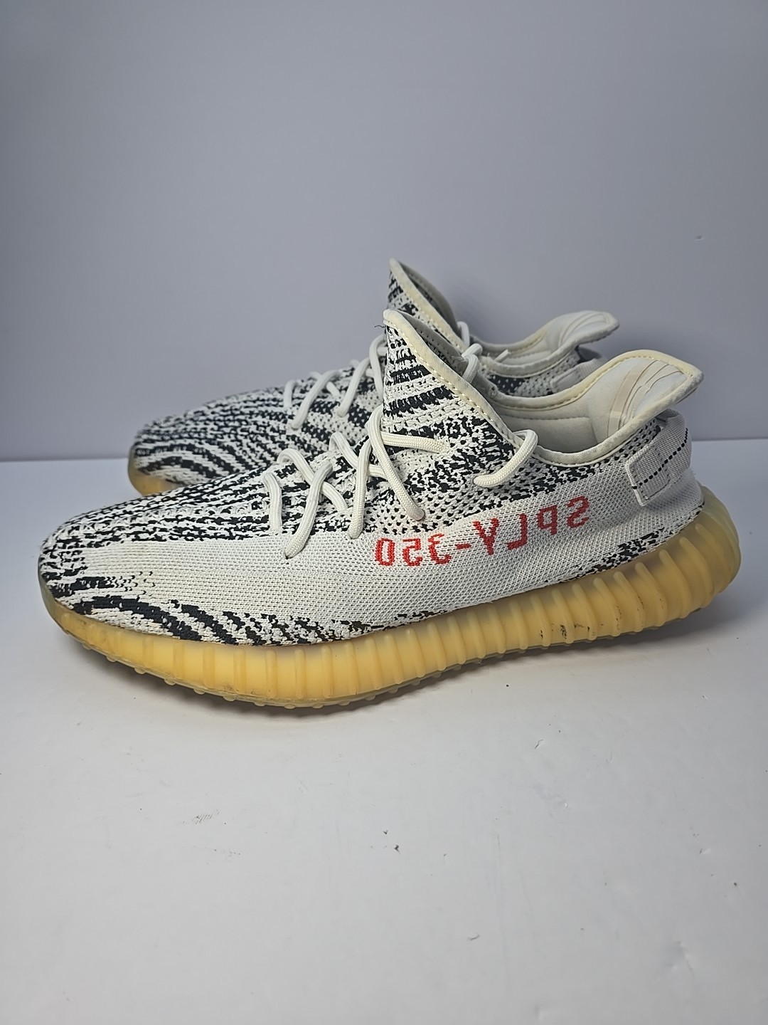 Yeezy Boost 350 V2 Mens 12 Shoes White Black Red Zebra Adidas Art CP9654  thumbnail 7