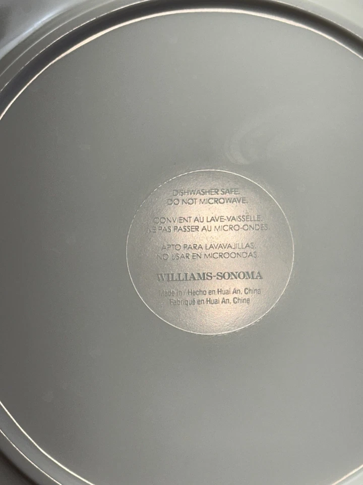 Juego/12 Platos Patrióticos WILLIAMS-SONOMA Rojo Blanco y Azul Melamina 4 de Julio Foto 4 de 4