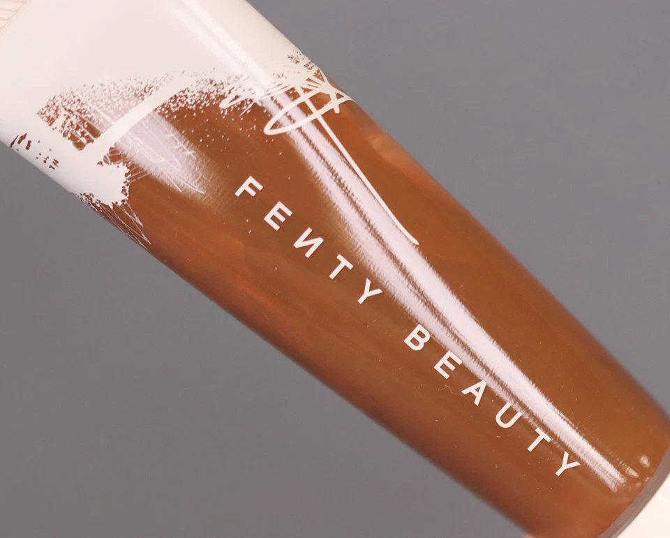 Pro Filt'r Hydrating Longwear Foundation, Size: 1.08 FL Oz, Multicolor - Image 2 of 4