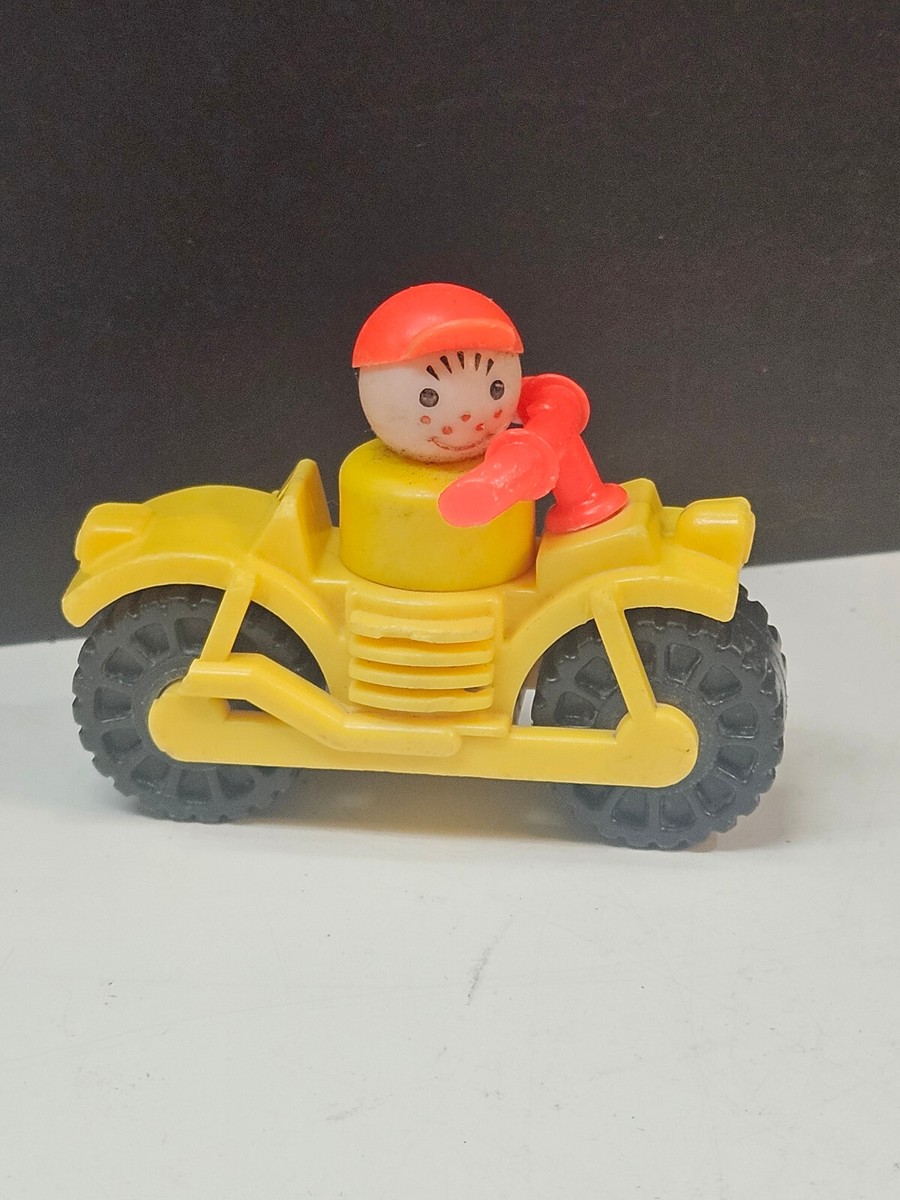 Vintage Fisher Price Little People Yellow Boy Orange Cap