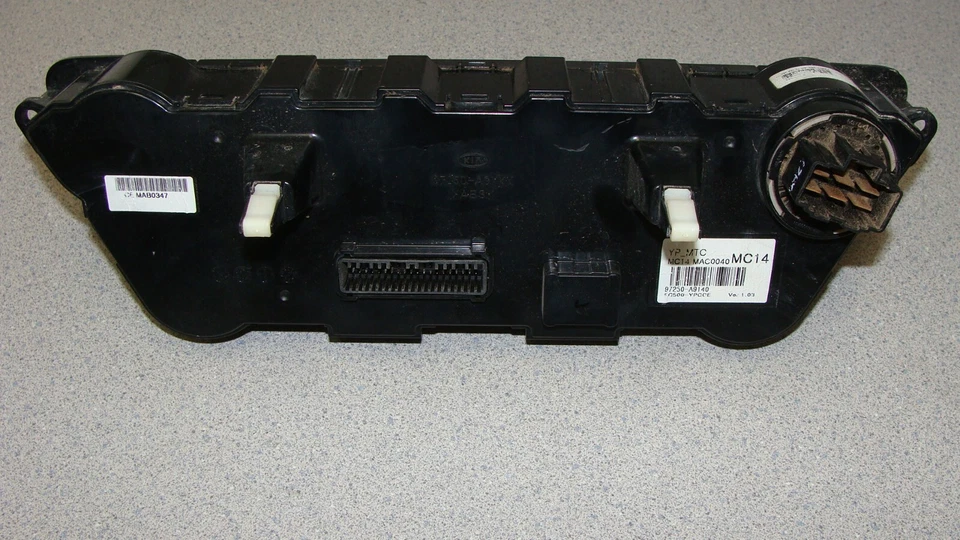 2016-2020 KIA SEDONA HEATER AC CLIMATE TEMPERATURE CONTROL MANUAL FRONT 17 18 19 - Image 2 of 4