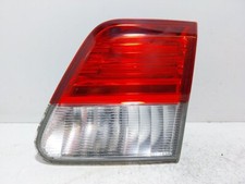TOYOTA AVENSIS RHD 2015 RÜCKLEUCHTE/RÜCKLEUCHTE AN HECKKLAPPE (FAHRERSEITE)