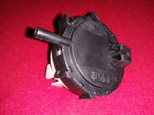 Druckwächter Druckregler Druckschalter Waschmaschine Privileg PWF 7 Originalteil