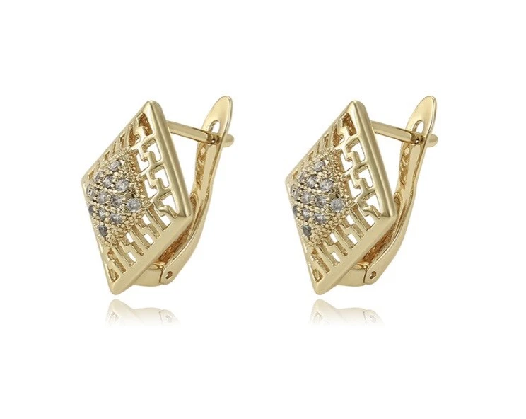 Orecchini a grappolo con diamanti realizzati con elementi Swarovski®