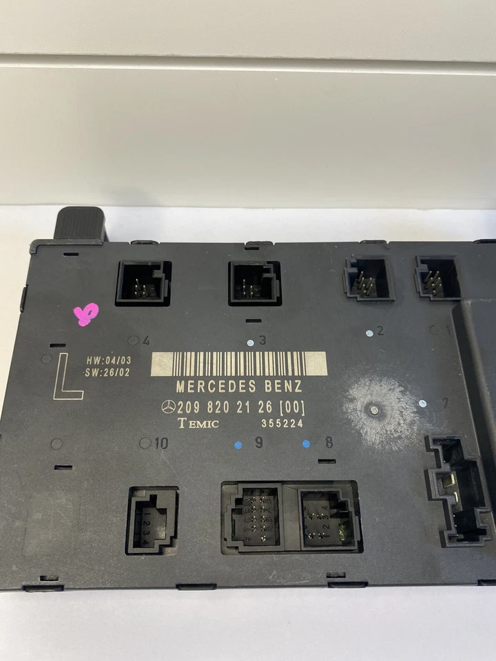 03-09 MÓDULO CONTROL PUERTA IZQUIERDA MERCEDES W209 CLK320 CLK550 CLK55 2098202126 Foto 2 de 4