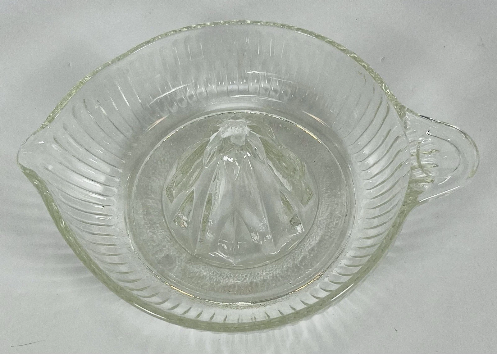 Vintage Clear Ribbed Glass Citrus Juicer/Reamer