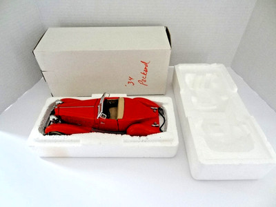Danbury Mint 1934 Packard V-12 LeBaron Speedster 1:24 Scale Diecast Red