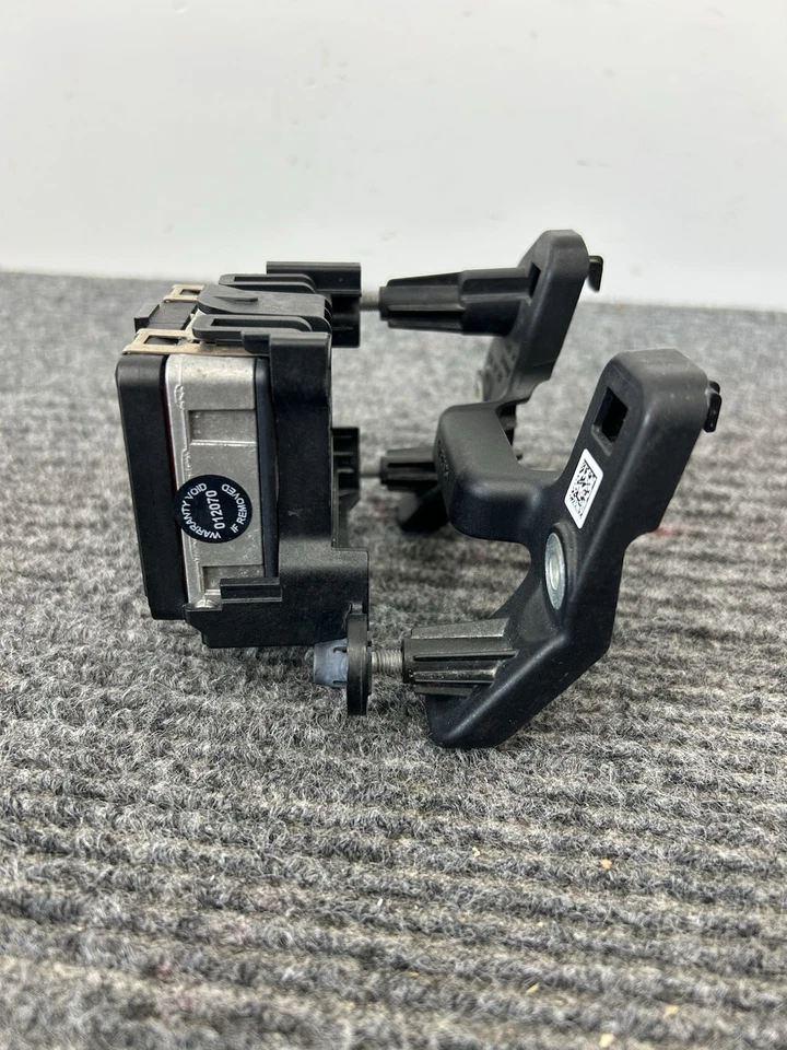 Sensor radar control crucero delantero OEM 2016-2022 Volkswagen Passat 561907561B Foto 3 de 4