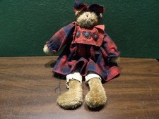 E7429 - Boyd's Bear - 14" - Clara