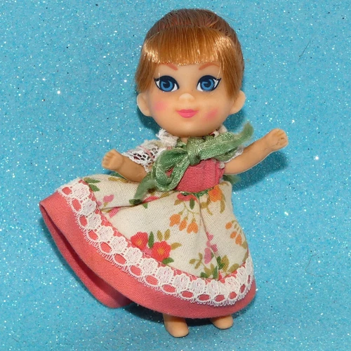 MATTEL Liddle Kiddle Storybook MIDDLE MUFFET doll complete dress w/ shawl