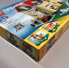 Retired Lego Creator 3-in-1 Family Home Set 6754