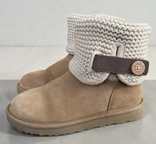 W Shaina Grey UGG Boots Suede Sweater Top Fold Down Size 8 Women's Tan