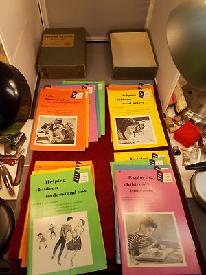 PRETTY NICE SET OF 18 OLD VTG BETTER LIVING BOOKLETS, FOR PARENTS & TEACHERS++++