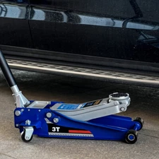 Low-Position Steel Vehicle Floor-mounted Hydraulic Jack with Dual-piston 3-Ton