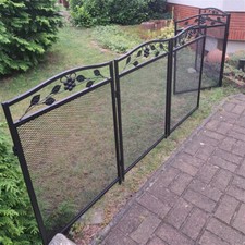 5 Panel Garden Fence Metal Iron Flower Bed Grass Edging Decorative Puppy Barrier