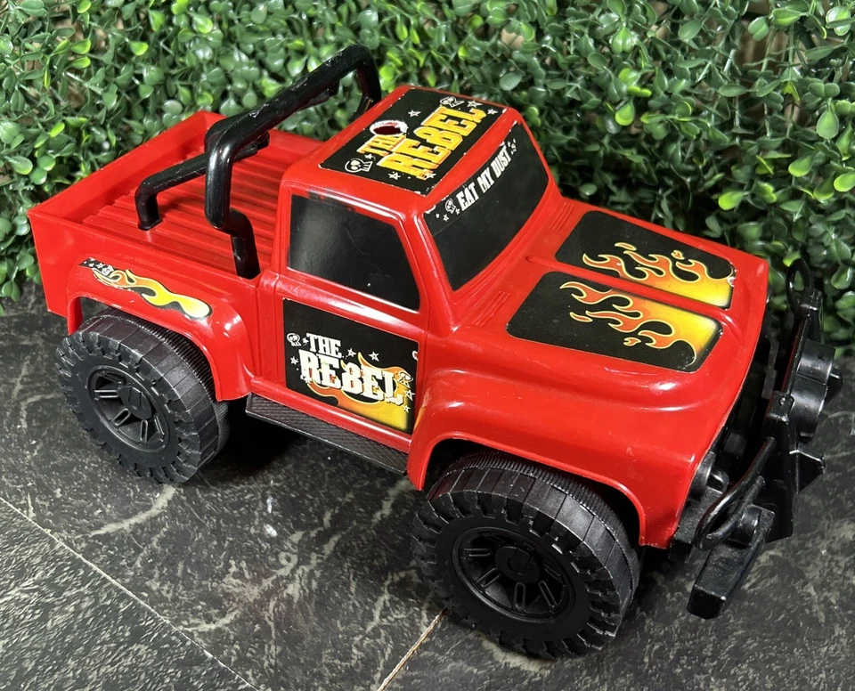 Camión de juguete de plástico mega juguetes vintage escala 1:18 The Rebel Foto 2 de 4
