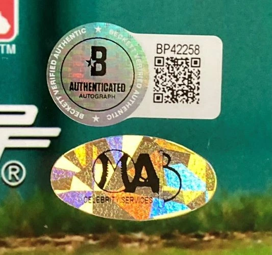 凯文·尤基利斯签名带框 16x20 波士顿红袜队照片基础 — 第 2/3 张图片