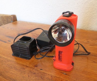 Streamlight Survivor Rechargeable Flashlight With Streamlight DC #1 Fast Charger | eBay Streamlight Survivor Rechargeable Flashlight With Streamlight DC #1 Fast Charger | eBay