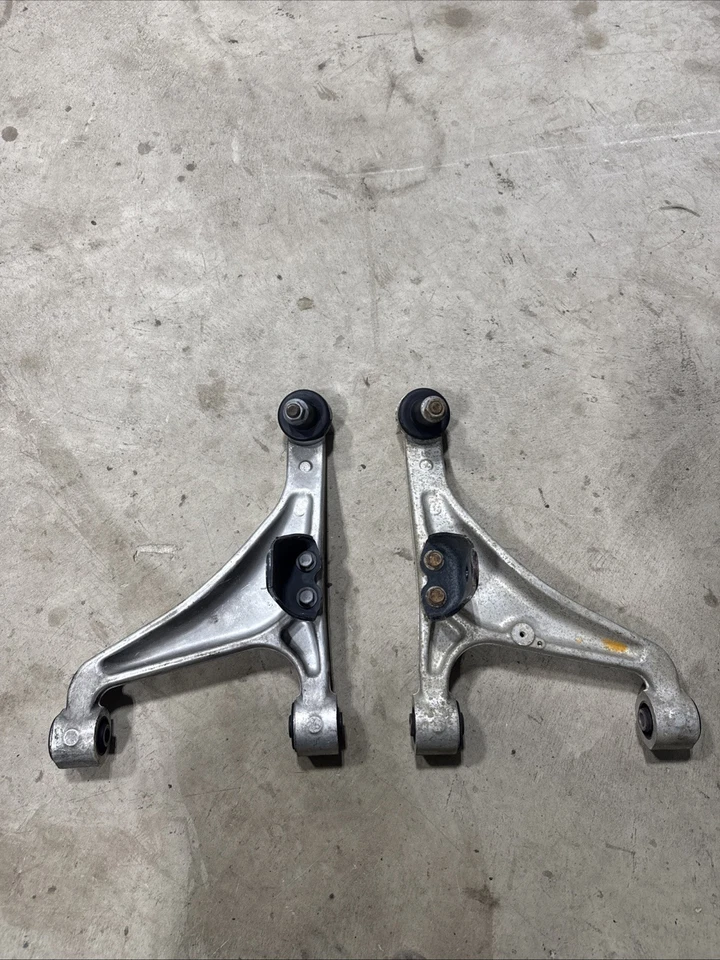 Комплект задних верхних рычагов управления для Infiniti G37 купе 2008-2013 годов выпуска полный привод от оригинального производителя - Изображение 2 из 3