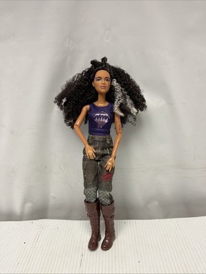 Mattel Disney Zombies 2 WILLA LYKENSEN Werewolf Fashion 11'' Doll