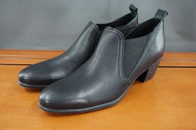 Munro Jessie Boots Women Size 8.5N Black Leather Chelsea Ankle Block Heel Bootie