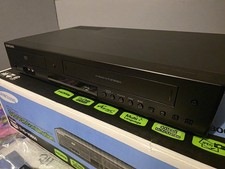 Samsung DVD-V9800 DVD/VCR Combination Player - Full HD Upscaling - HDMI OUTPUT