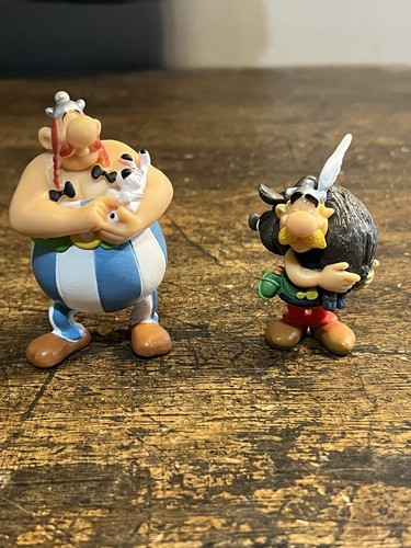 Asterix - Figure Obelix With Idefix. 2 Figures Total. Goscinny-Uderzo Plastoy